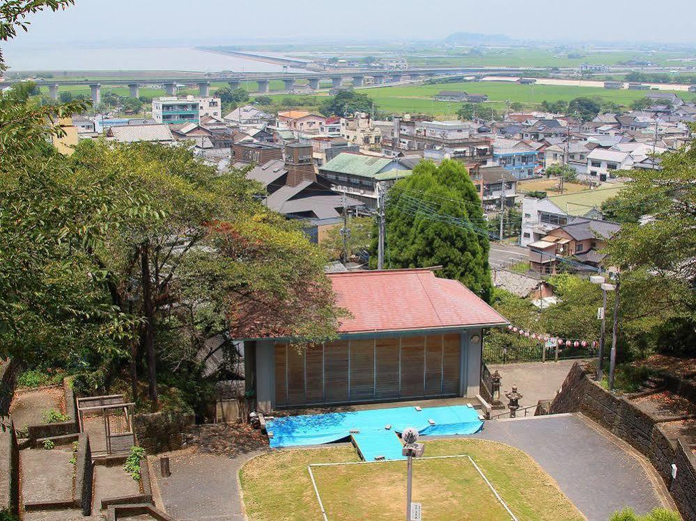 Отель Hinagu Onsen Kinparo Яцусиро Экстерьер фото